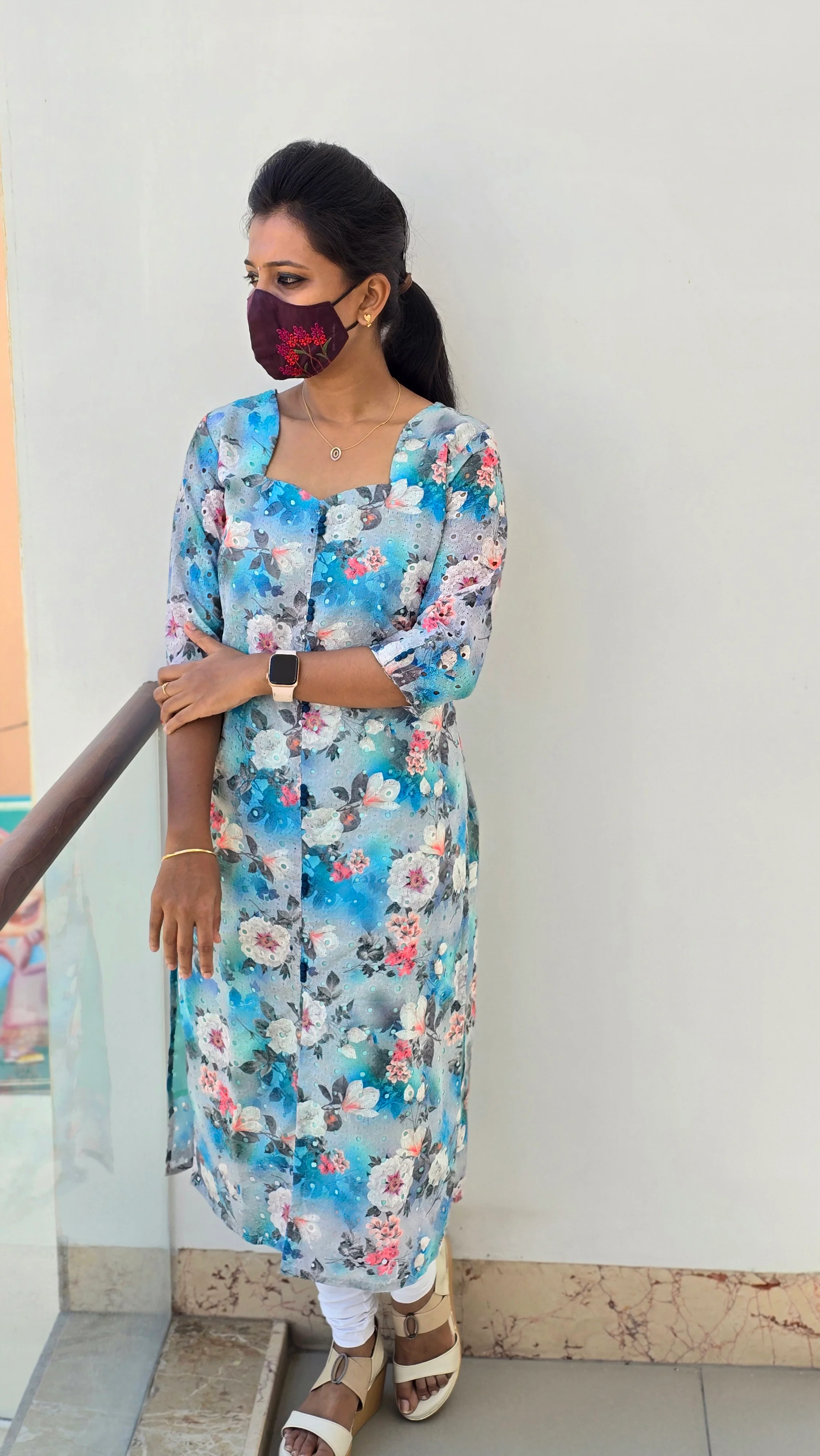 Hakoba Kurti (2559) - Image 3